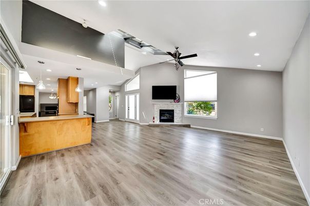 Fireplace, Interior, Kitchen, Pendant Lights, Recessed Lighting, Wood Texture Flooring