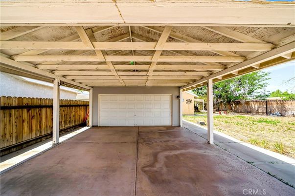 Detached Garage, Exterior