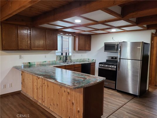 Interior, Kitchen, Recessed Lighting, Stainless Steel Appliances, Wooden Beams, Wooden Ceilings, Wood Texture Flooring