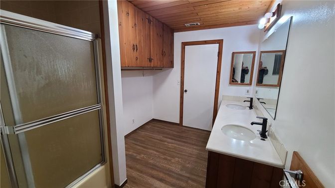 Bathroom, Dual Sink Vanities, Interior, Wooden Ceilings, Wood Texture Flooring