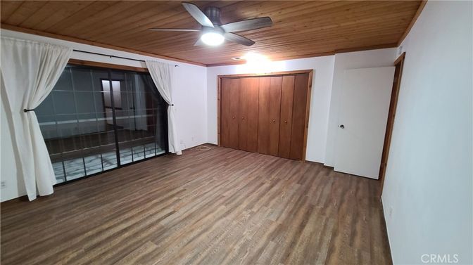 Empty room, Interior, Wooden Ceilings, Wood Texture Flooring