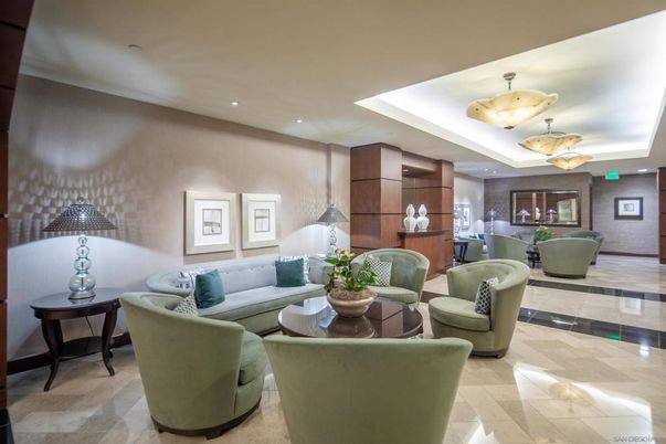 Interior, Living room, Pendant Lights, Recessed Lighting