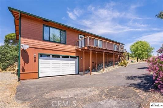 Attached, Exterior, Facade, Log Home