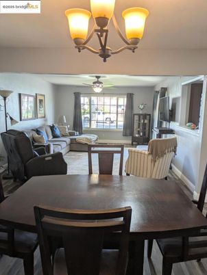 Chandelier, Dining room, Interior, Living room