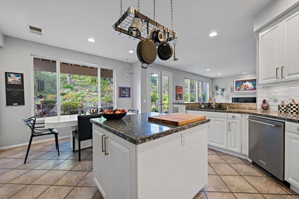 Dining room, Interior, Kitchen, Recessed Lighting, Stainless Steel Appliances