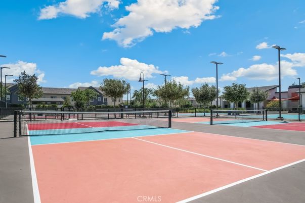 Exterior, Tennis Courts