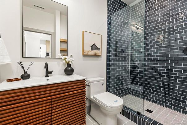 Bathroom, Glass Shower, Interior