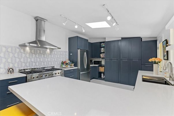 Interior, Kitchen, Stainless Steel Appliances