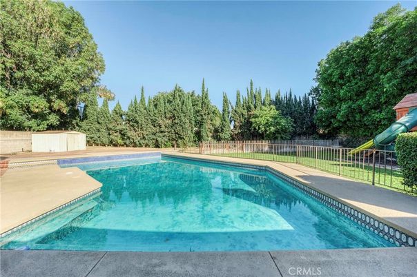 Exterior, Playground, Pool