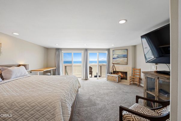 Bedroom, Fireplace, Interior, Recessed Lighting