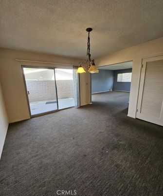 Empty room, Interior, Pendant Lights