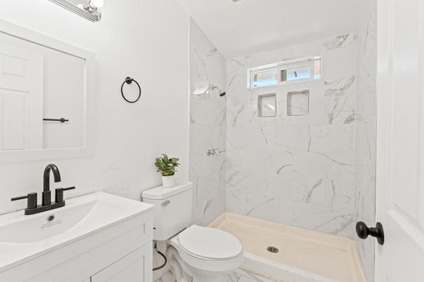 Bathroom, Interior, Marble Walls