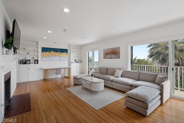 Fireplace, Interior, Living room, Recessed Lighting, Wood Texture Flooring
