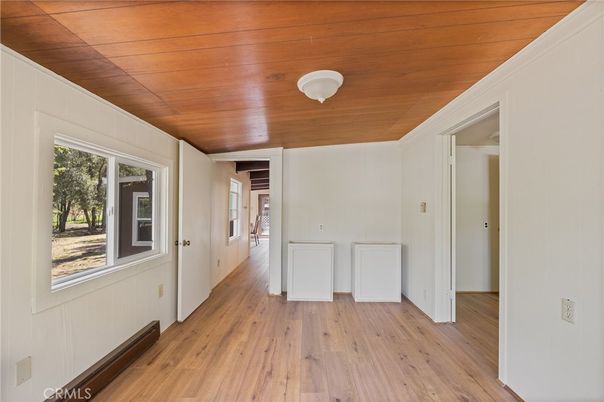 Empty room, Interior, Wooden Ceilings, Wood Texture Flooring