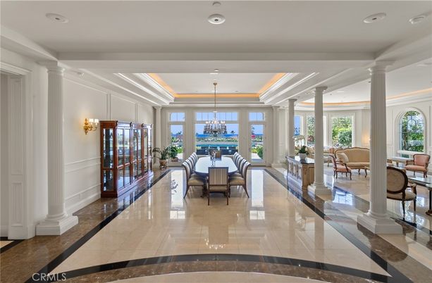Chandelier, Dining room, Interior, Living room, Recessed Lighting