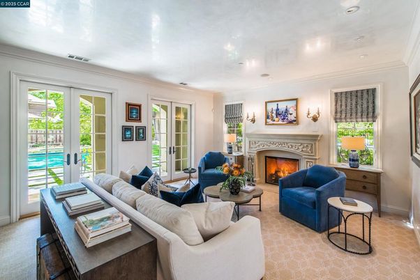 Fireplace, Interior, Living room, Recessed Lighting