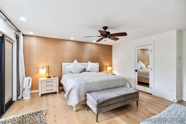 Bedroom, Interior, Recessed Lighting, Wood Texture Flooring