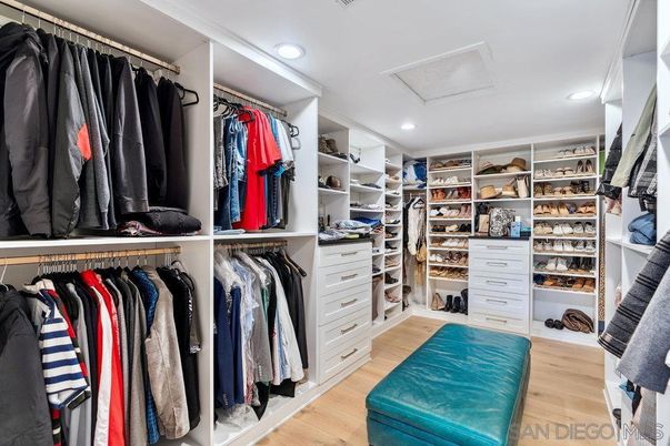 Interior, Recessed Lighting, Walk-in Closets, Wood Texture Flooring