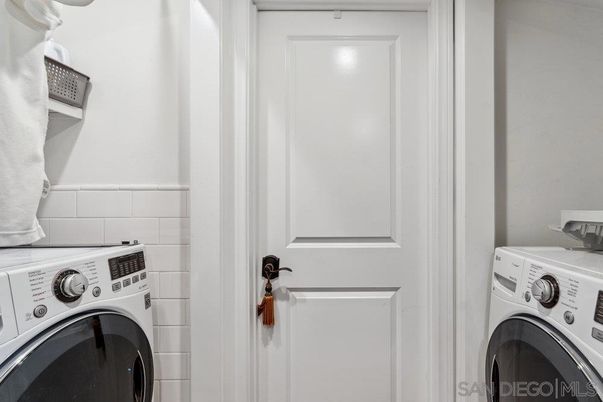 Interior, Utility Closets, Washer