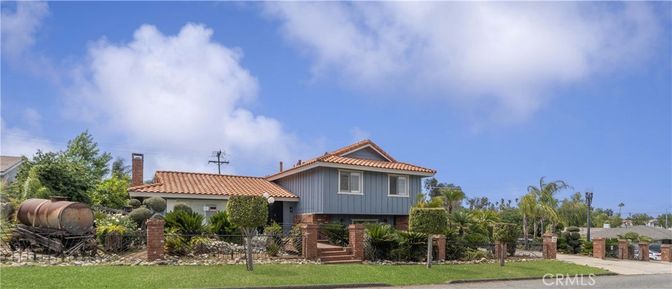 Backyard, Exterior, Facade, Mediterranean