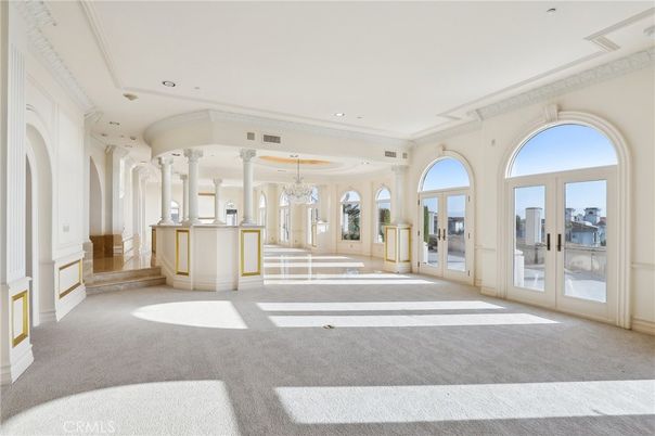 Chandelier, Interior, Recessed Lighting