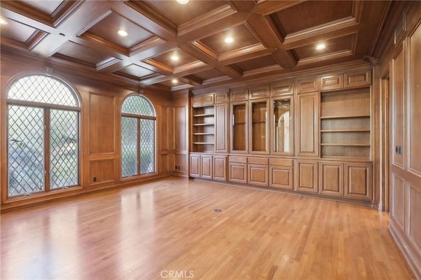 Empty room, Interior, Recessed Lighting, Wooden Beams, Wooden Ceilings, Wood Texture Flooring, Wooden Walls