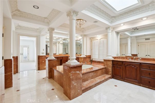 Bathroom, Chandelier, Dual Sink Vanities, Interior, Recessed Lighting