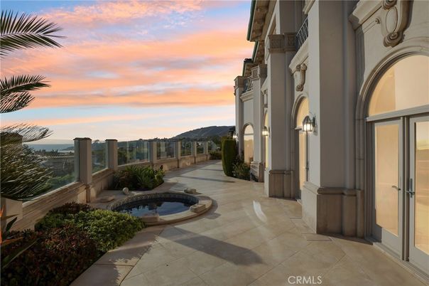 Exterior, Pool, Other