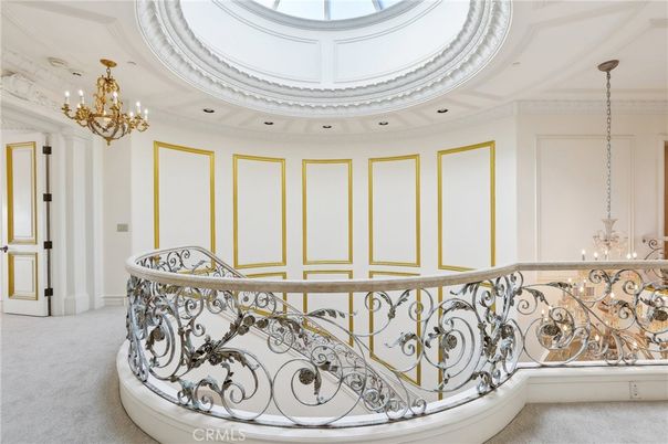 Chandelier, Interior, Recessed Lighting