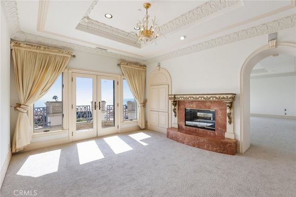 Chandelier, Empty room, Fireplace, Interior, Recessed Lighting
