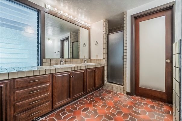Bathroom, Dual Sink Vanities, Interior, Tile Countertops
