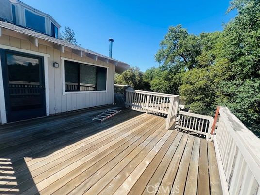 Exterior, Wood Texture Flooring