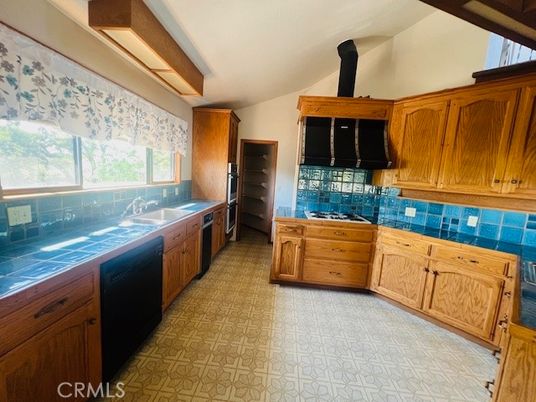Interior, Kitchen, Tile Countertops