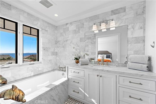 Bathroom, Bedroom, Interior, Marble Walls, Recessed Lighting, Water