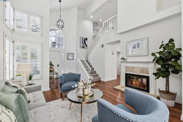 Fireplace, Interior, Living room, Pendant Lights, Recessed Lighting, Wood Texture Flooring