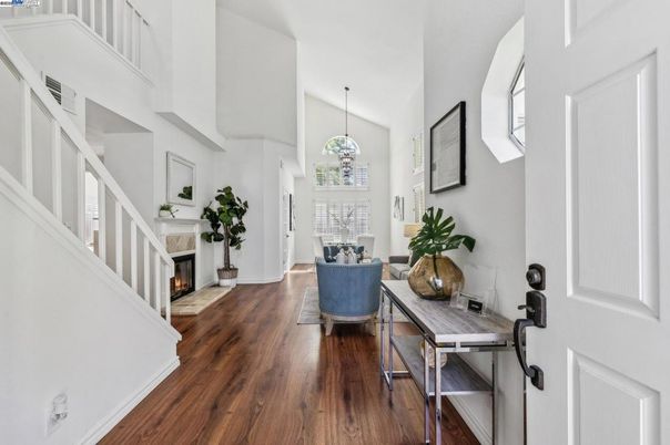 Chandelier, Fireplace, Interior, Pendant Lights, Wood Texture Flooring