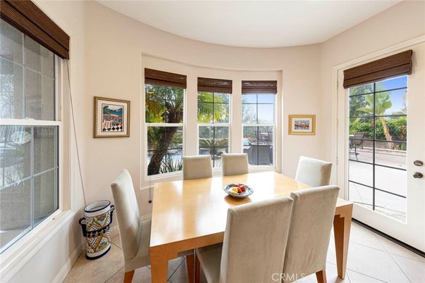 Dining room, Interior