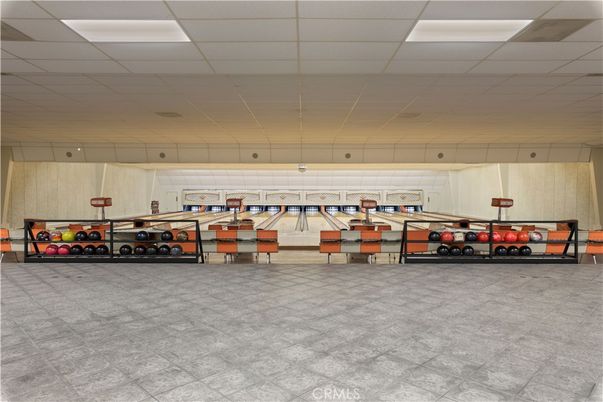 Fitness Equipment, Interior, Recessed Lighting