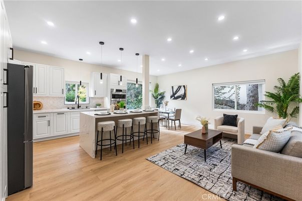 Dining room, Interior, Kitchen, Living room, Pendant Lights, Recessed Lighting, Stainless Steel Appliances, Wood Texture Flooring