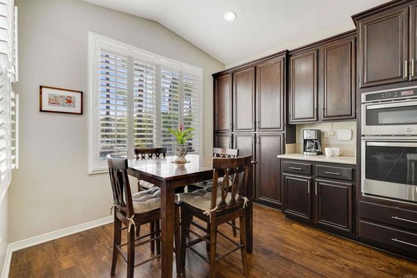 Dining room, Interior, Kitchen, Recessed Lighting, Wood Texture Flooring