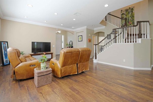 Interior, Living room, Recessed Lighting, Wood Texture Flooring