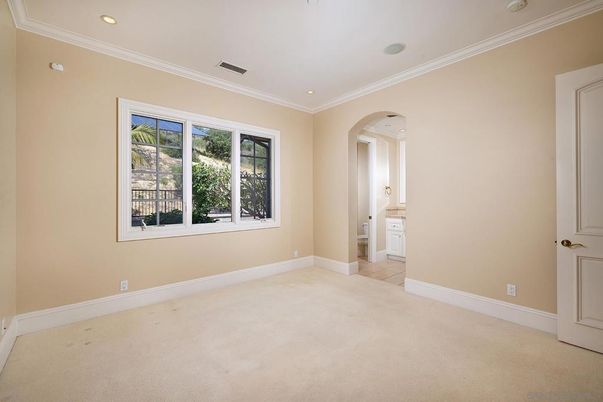 Bathroom, Empty room, Interior, Recessed Lighting