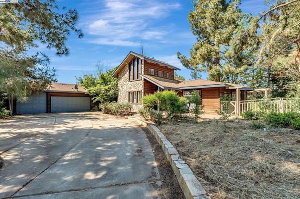 Attached, Backyard, Detached Garage, Exterior, Facade, Log Home