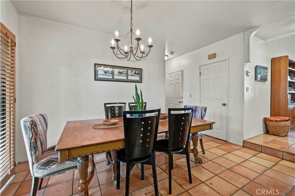 Chandelier, Dining room, Interior