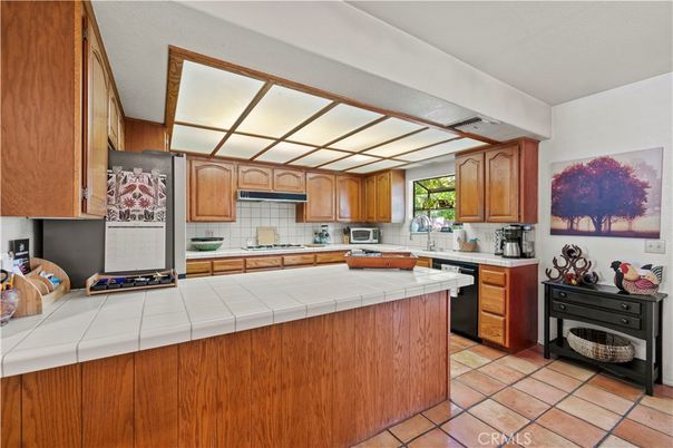 Interior, Kitchen, Tile Countertops