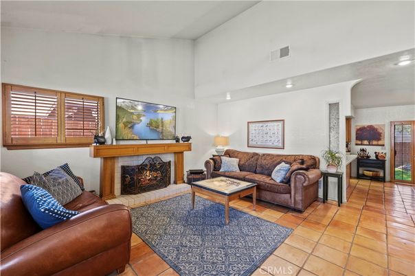 Fireplace, Interior, Living room, Recessed Lighting