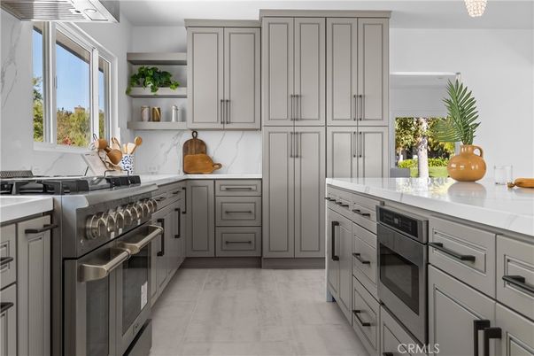 Interior, Kitchen, Stainless Steel Appliances