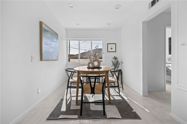 Dining room, Interior, Recessed Lighting