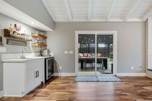 Dining room, Interior, Kitchen, Recessed Lighting, Wood Texture Flooring