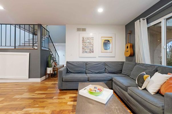 Interior, Living room, Recessed Lighting, Wood Texture Flooring